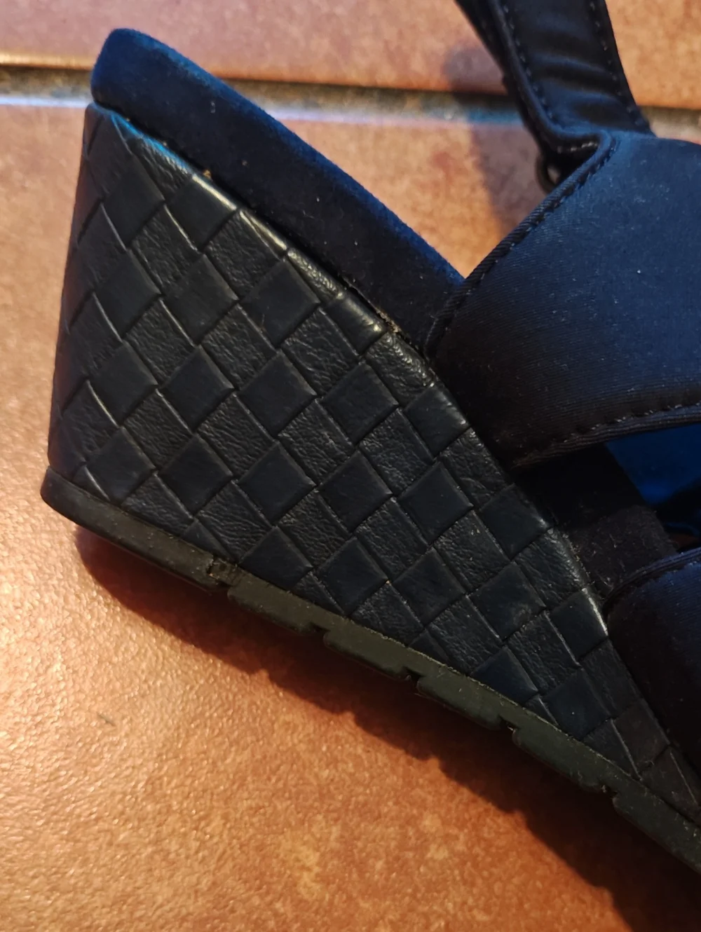 Bandolino Black Wedge Sandals